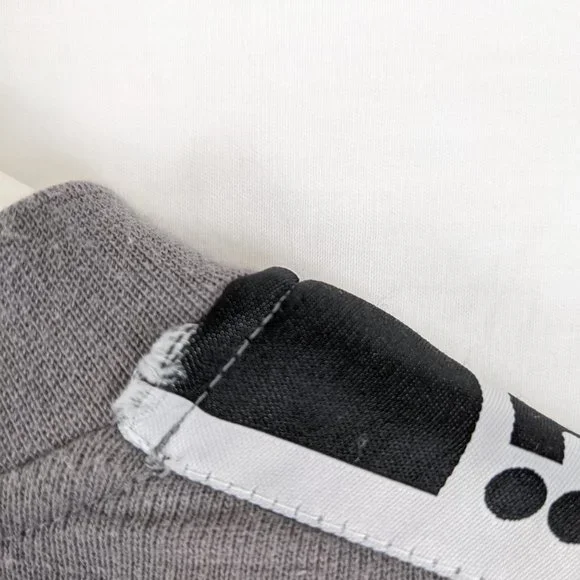 2 for $20 Bench Grey Logo Sleeve Sweatshirt Size M - Picture 3 of 5